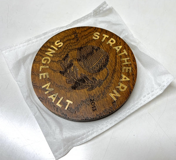 ストラスアーン シングルモルト スコッチウイスキー バッヂ2 50度 700ml 木製コースター付き